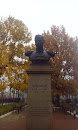 Памятник Любани