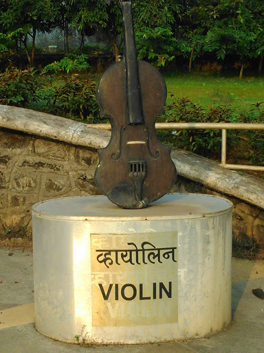Violin Sculpture 