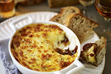 Melty cheese fondue pot