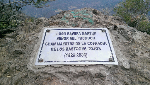 Monumento A Hugo Ravera Martini Cumbre Pochoco
