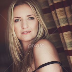 by Konrad Świtlicki-Paprocki - People Portraits of Women