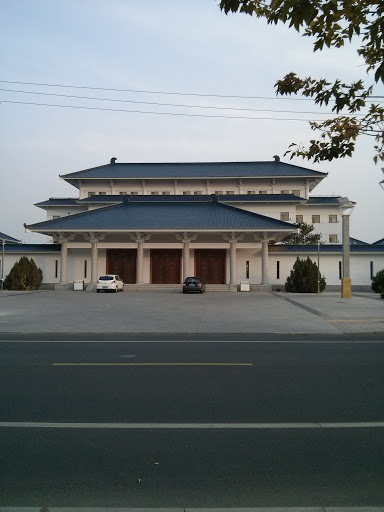 赤峰博物馆后门