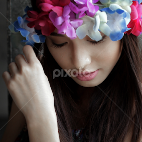 by Ocidem Graphix - People Portraits of Women