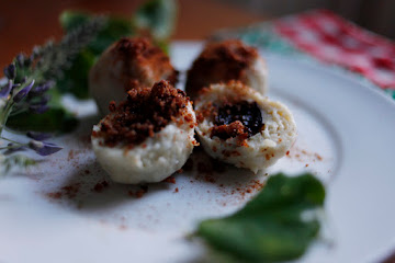 Oma&#39;s Zwetschgenknödel