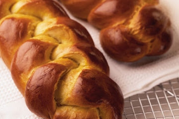 &quot;Tsoureki&quot; (Greek Easter Bread)