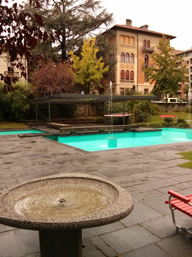 Villa Saroli Pool Fountain 