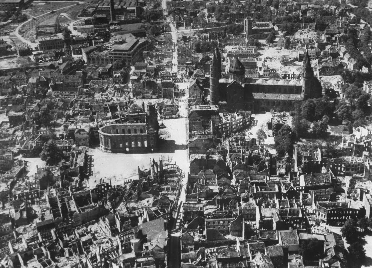 Bombing Of Mainz, Germany - Margaret Bourke-White — Google Arts & Culture