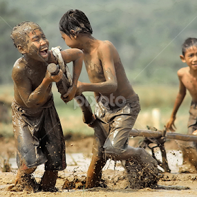 by DODY KUSUMA  - Babies & Children Children Candids