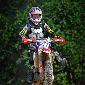 f6.3 1/1600 ISO:500 by Foo Say Boon - Sports & Fitness Motorsports