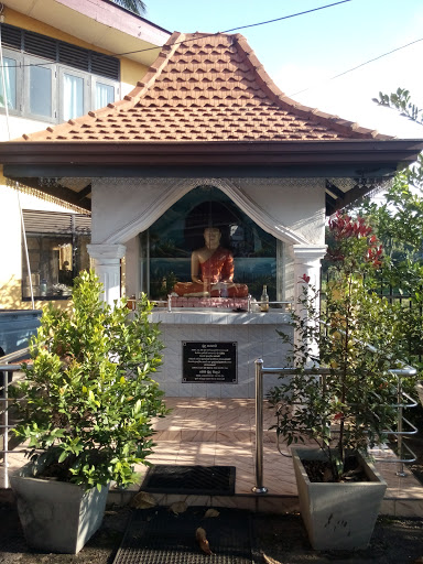 Buddha Statue at Delgoda