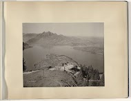 Gezicht op het uitkijkpunt Rigi Känzelei en de Pilatusberg