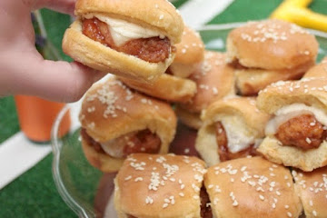Buffalo Chicken Sliders