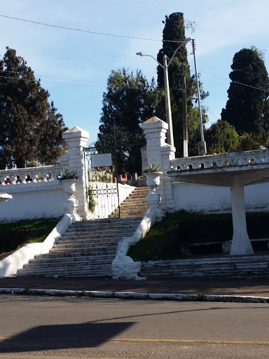 Cemitério Ecumênico Cristo Rei