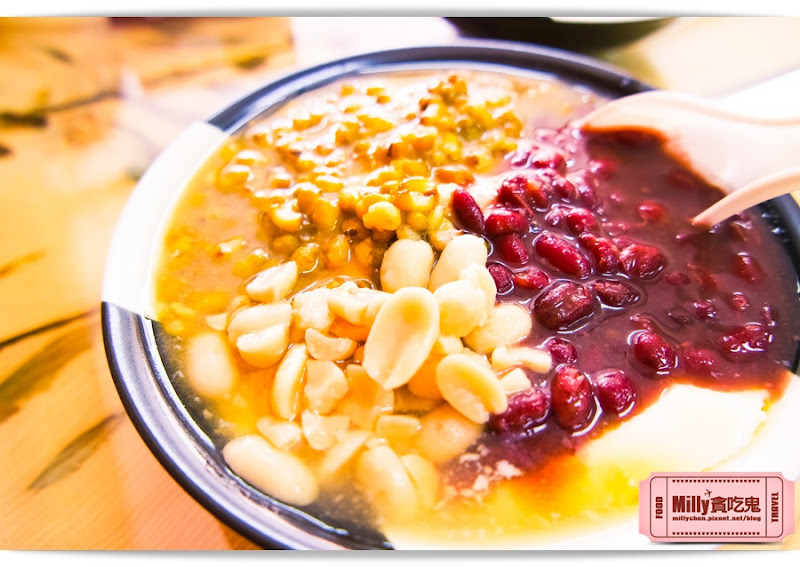 高雄左營║板門豆花。有專利的濃厚古早味豆花