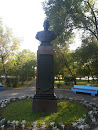 Памятник С.И.Кретову