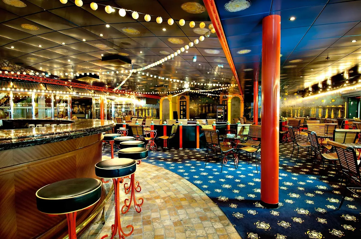 Carnival-Pride-Starry-Night-Lounge - The Starry Night Lounge, on deck 2 of Carnival Pride, offers live music, dancing and other entertainment.
