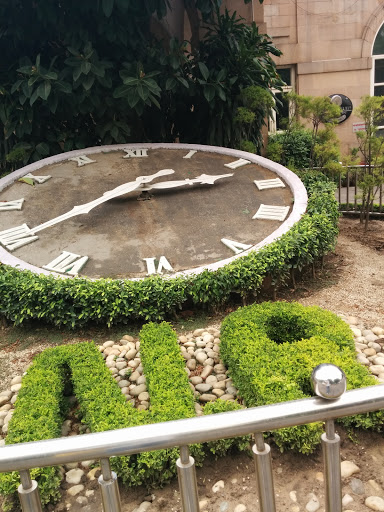 Massive Ground Clock