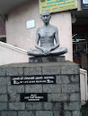 Mahathma Gandhi Statue