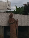 Estatua Del Santo