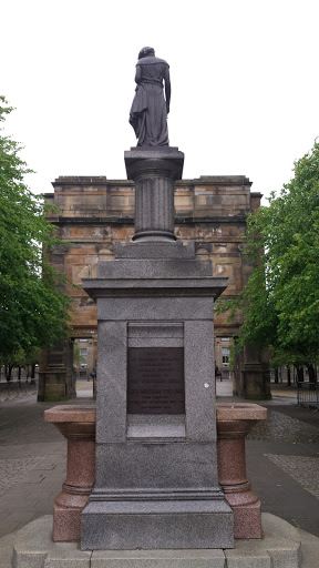 Statue at Glasgow Green