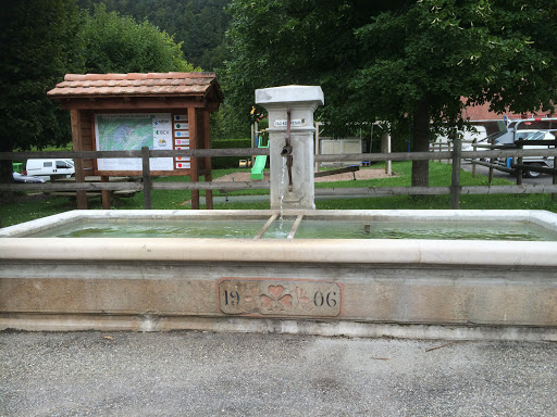 Fontaine vaulion