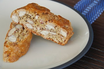 Traditional Italian Almond Biscotti