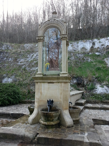 Fontaine de Saint Blanchard