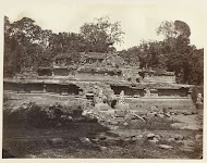 Candi Panataran gezien vanaf de westzijde.