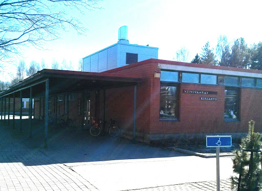 Niinivaara Library