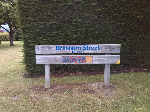Braeburn Street Park