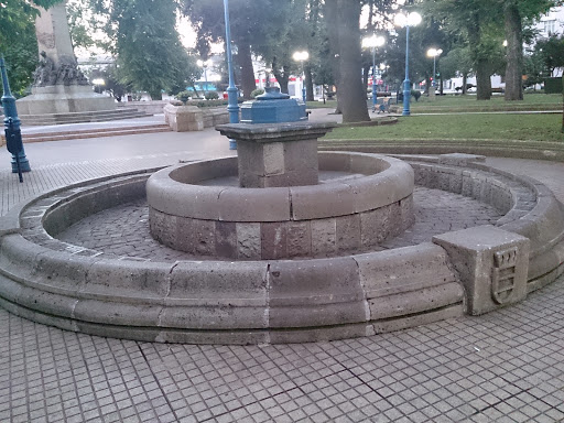 Fuente De Agua Plaza Chillán