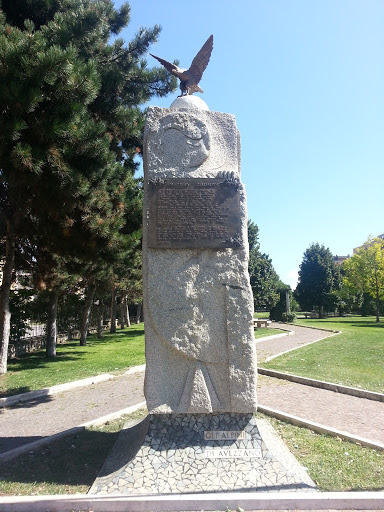 Monumento Al Ricordo Degli Alpini