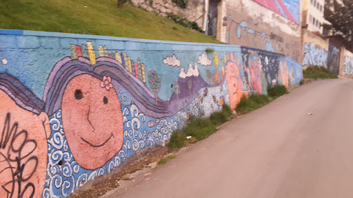 Mural Niños Del Illimani