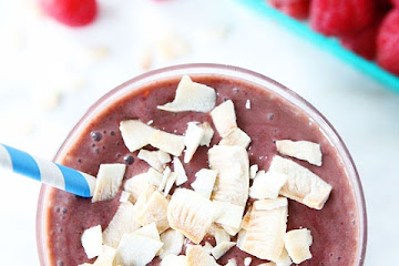 Raspberry Coconut Smoothie