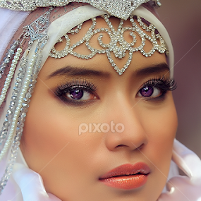 by Chandra Wirawan - People Portraits of Women