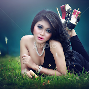 by Omen egp II - People Portraits of Women