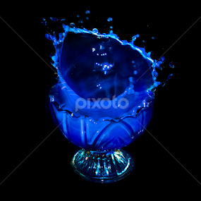 The blue splash by Toufique E Joarder - Abstract Water Drops & Splashes
