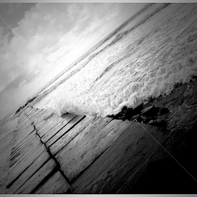 Where the land ends... by Rittik Das - Novices Only Landscapes