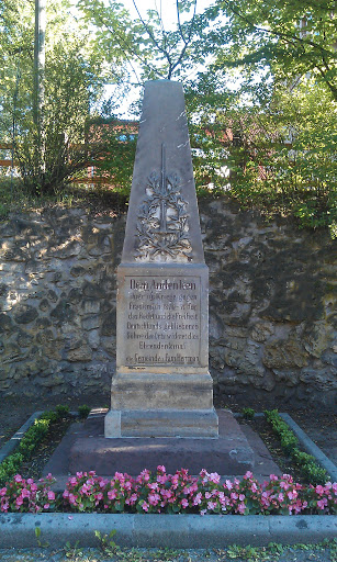 Ehrendenkmal (1870-1871)