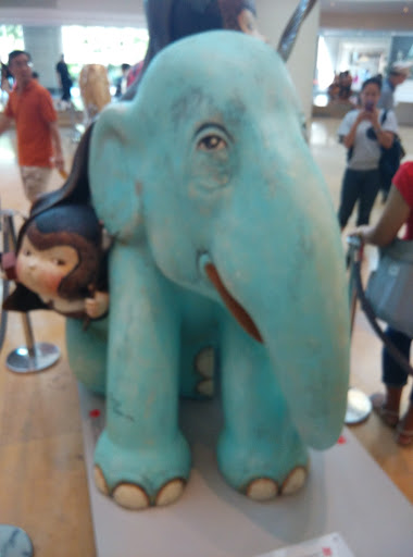 Elephant2