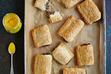 Vegan mushroom rolls