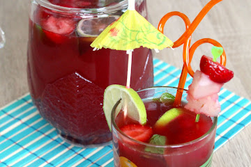 Pineapple Berries Cooler