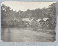 Dorp aan de Tittiebo-kreek