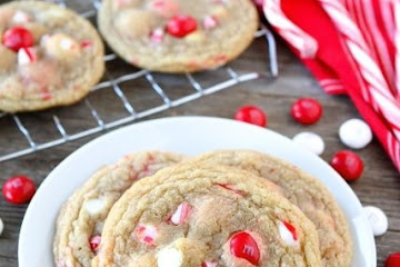 White Chocolate Peppermint M&M Cookies