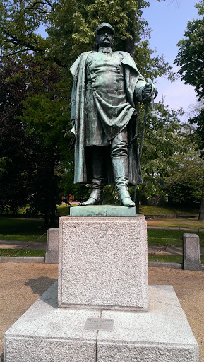 Otto Von Bismarck Statue