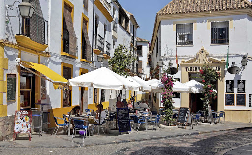 Cordoba-tabernas-Spain - One of the most popular ways to enjoy the rich cuisine of Córdoba, southern Spain, is by spending time at one of the many terrace eateries.