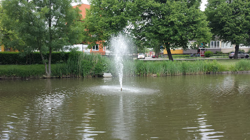 Vlaardingerdijk Fountain