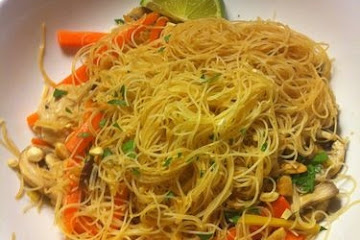 Vermicelli Noodles With Ginger, Chicken &amp;amp; Vegetables