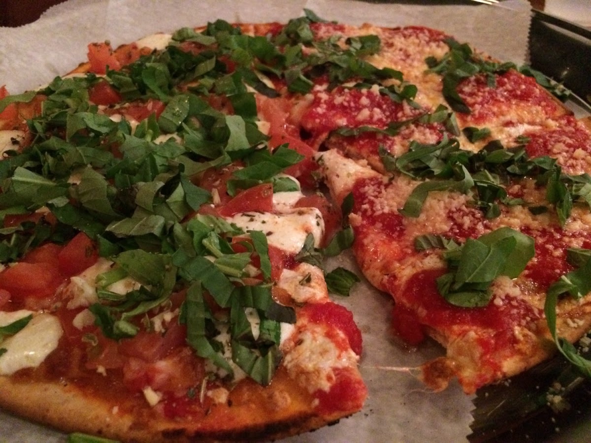 Gluten-Free Pizza at PIE by the Pound