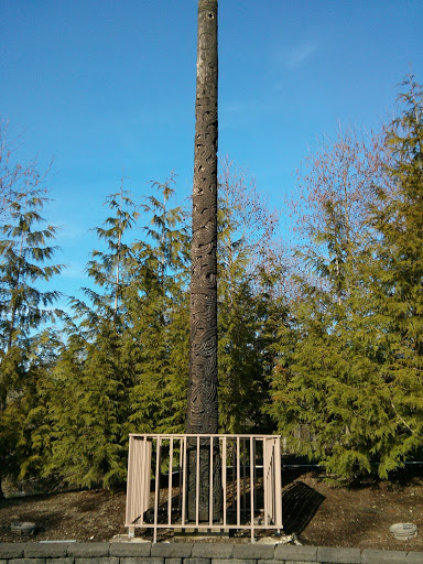 Cedar Mill Sentinel Plaza Totem Pole